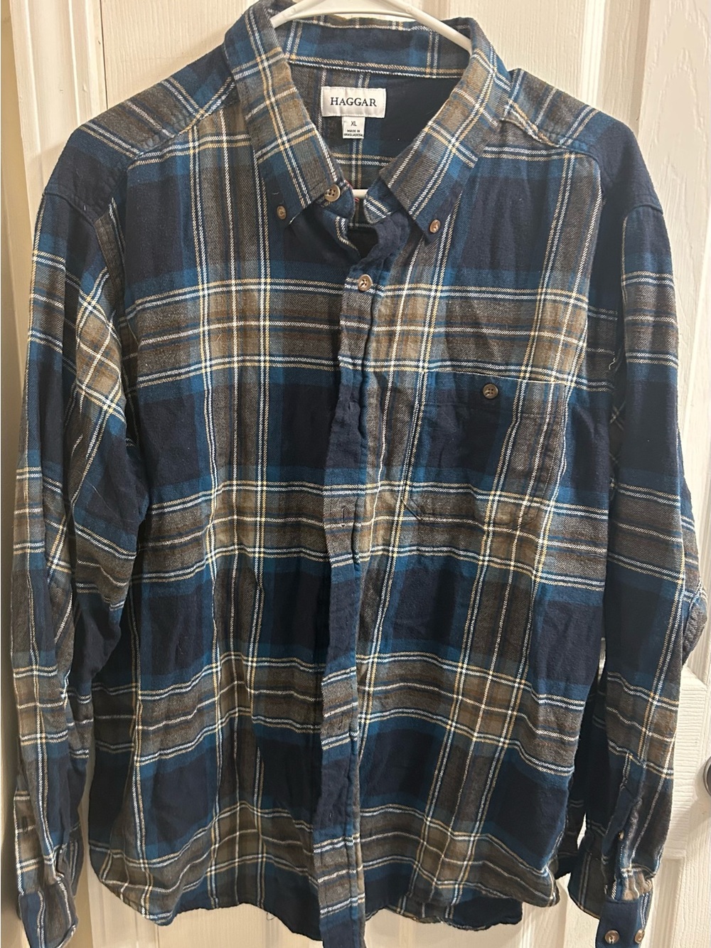 Haggar Navy and Blue Plaid Button-Down Shirt